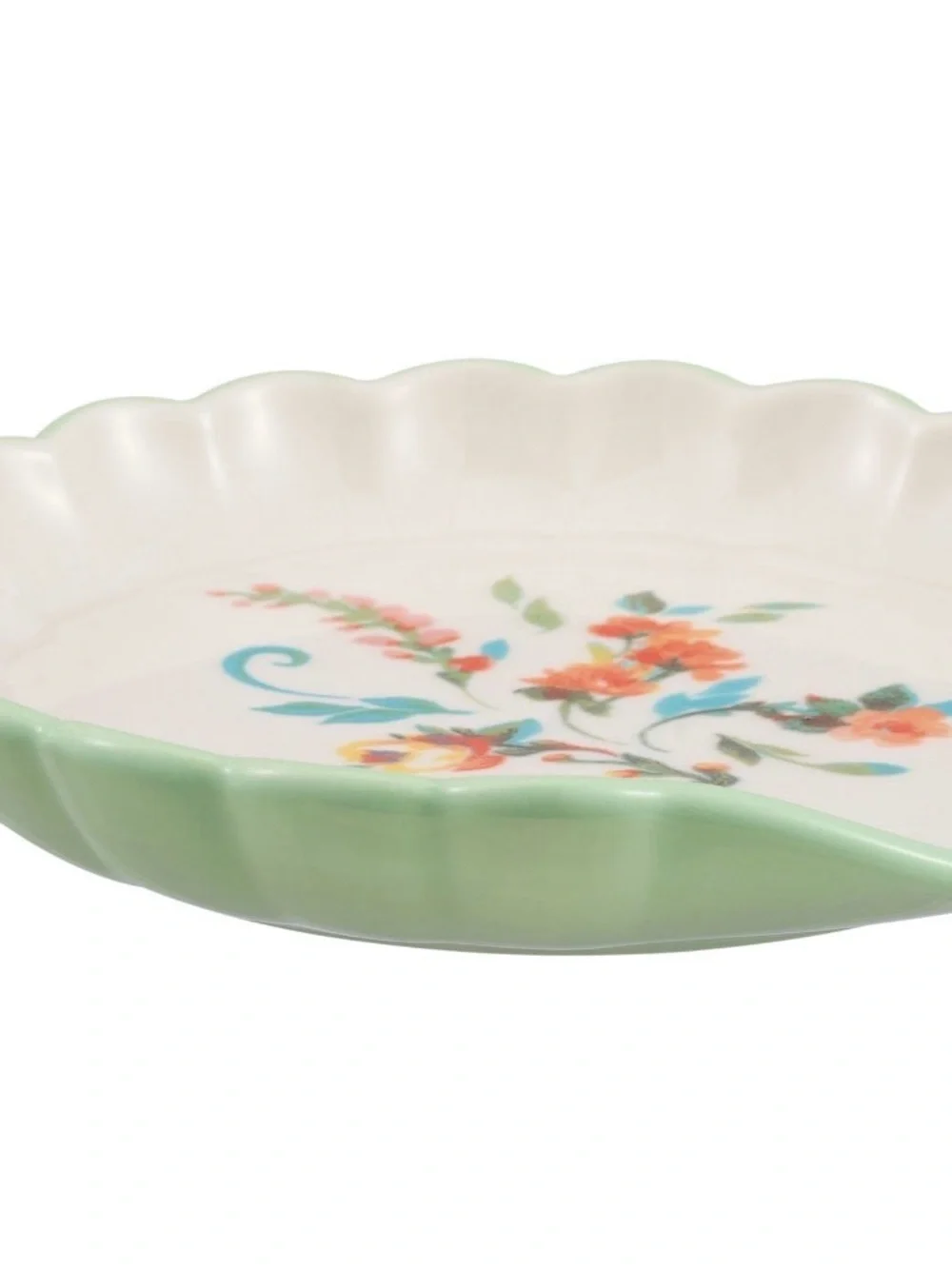 The Pioneer Woman scalloped ceramic